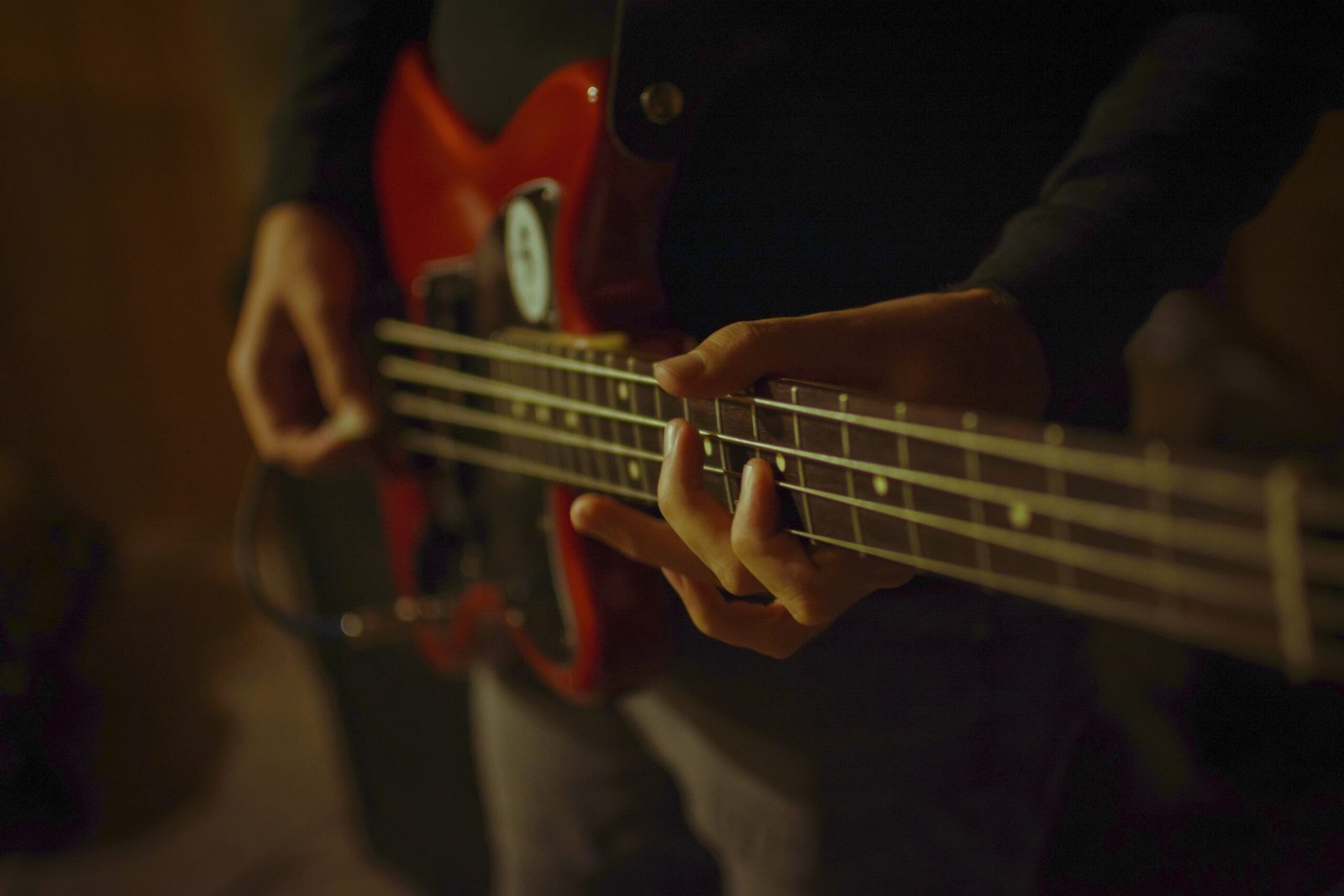 Easy Funk Songs for Beginner Bassists to Master the Groove