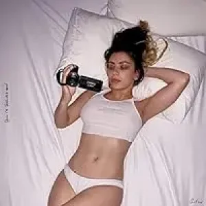 Charli_XCX_How_Im_Feeling_Now