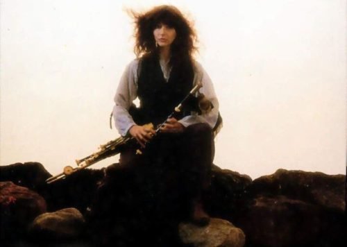 kate-bush-night-of-the-swallow (1)